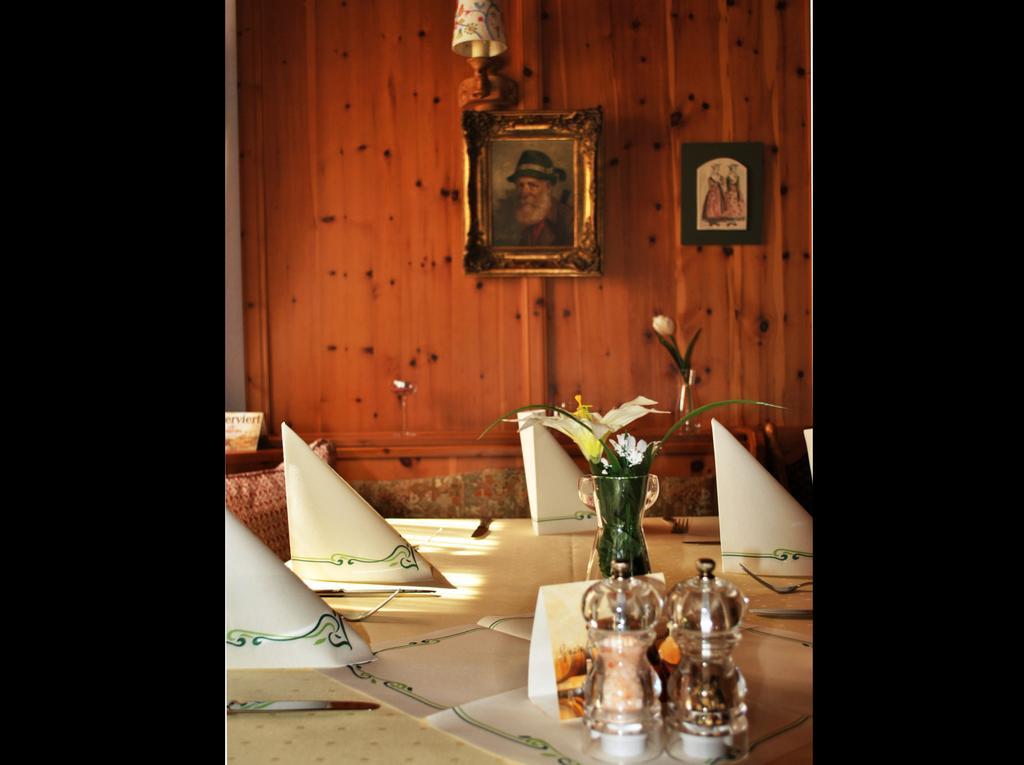 Landgasthof Goldener Pflug Frasdorf Exterior foto