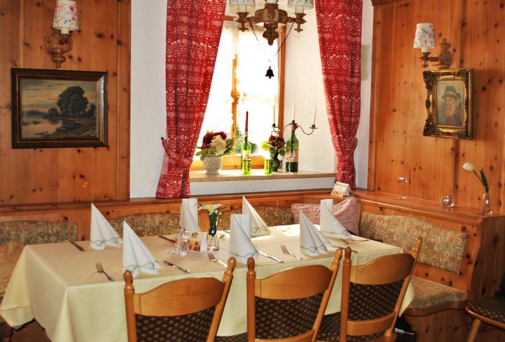 Landgasthof Goldener Pflug Frasdorf Exterior foto