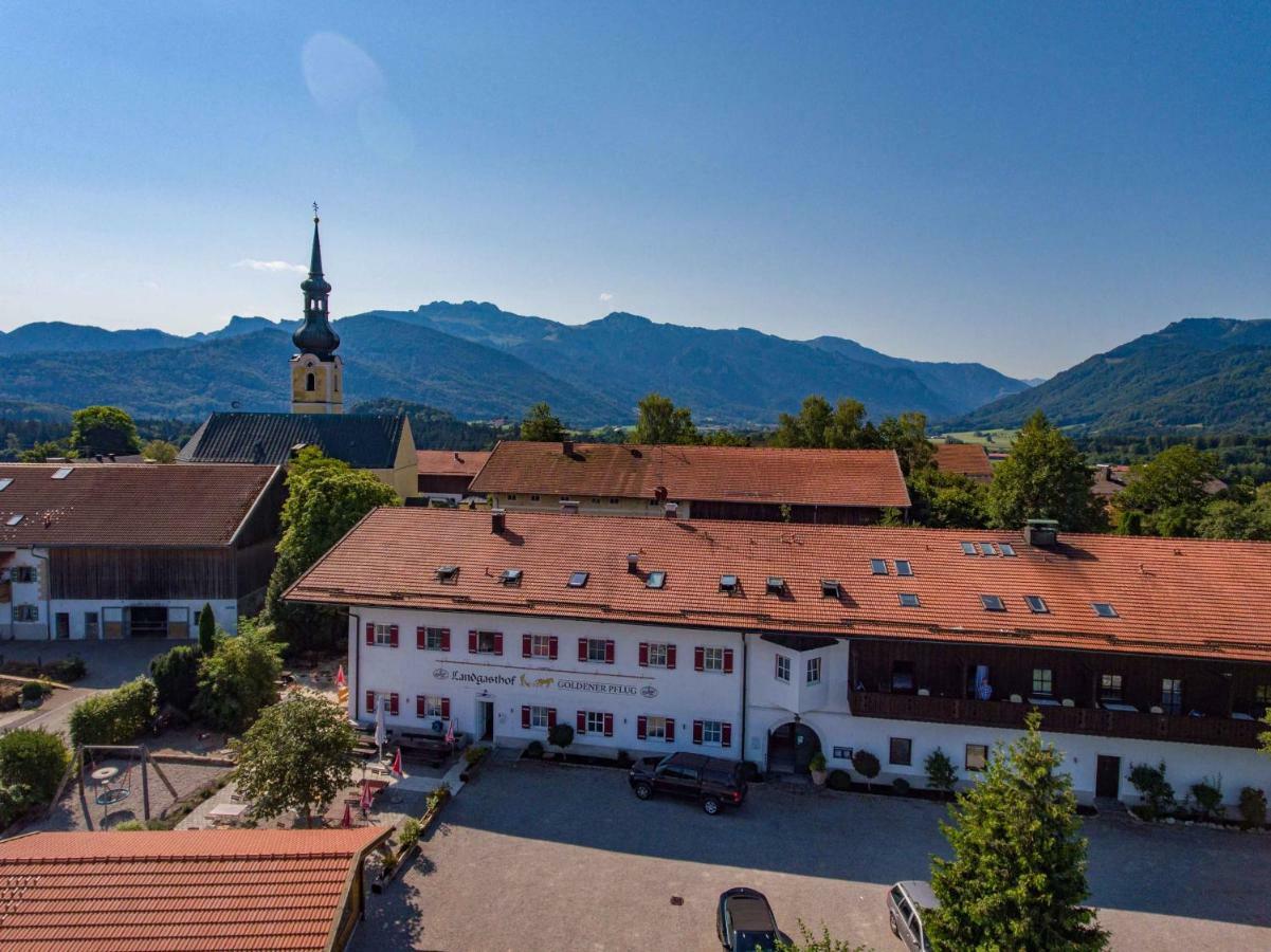 Landgasthof Goldener Pflug Frasdorf Exterior foto